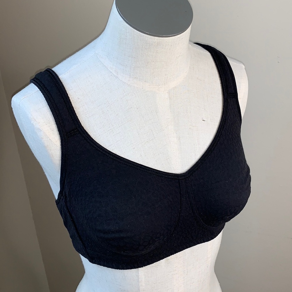EUC Amoena Bra 34C